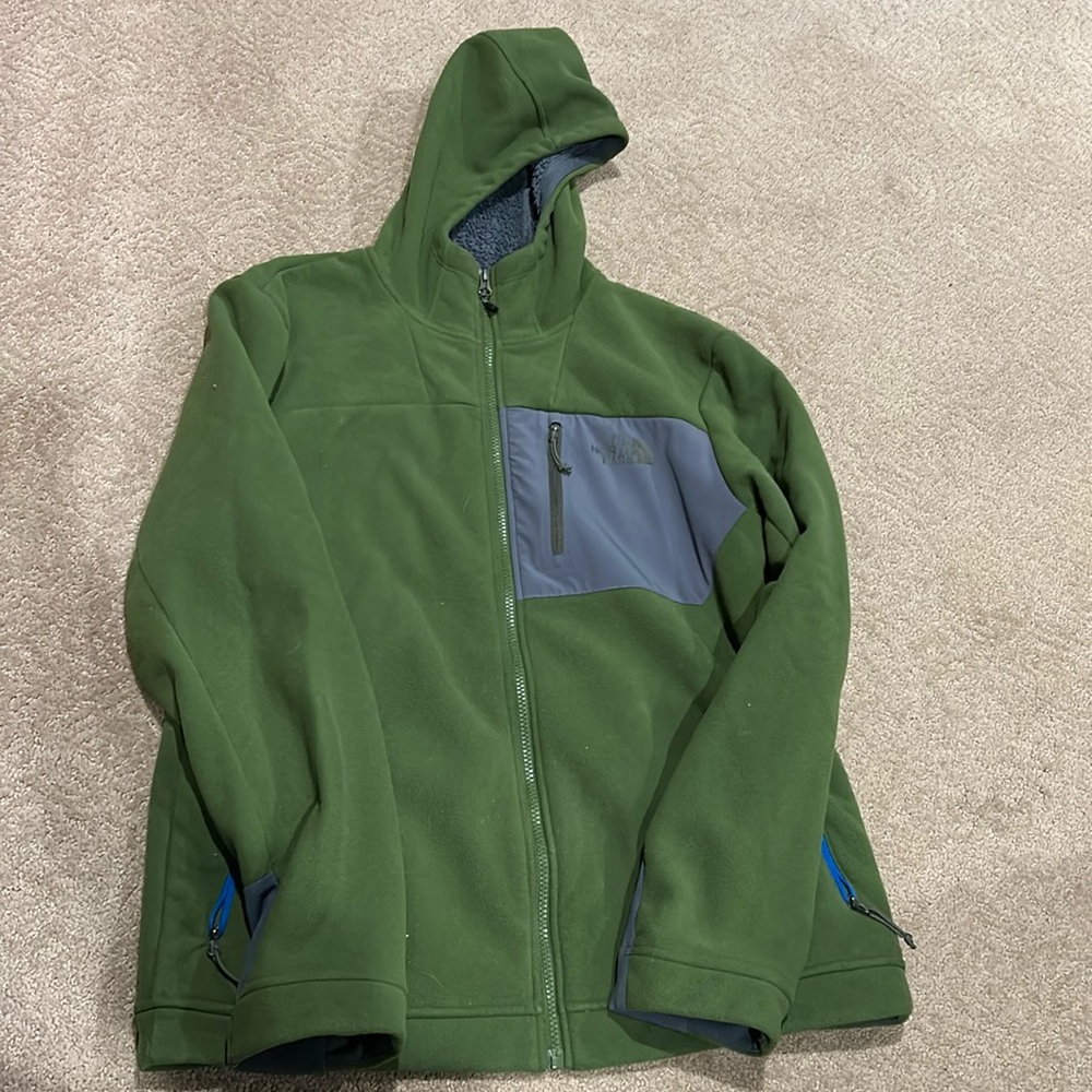 Men’s North Face Zip Up